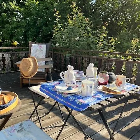 فندق مبيت وإفطار Gaestezimmer Flora Hanauerland - Kunst & Nahe Strassburg